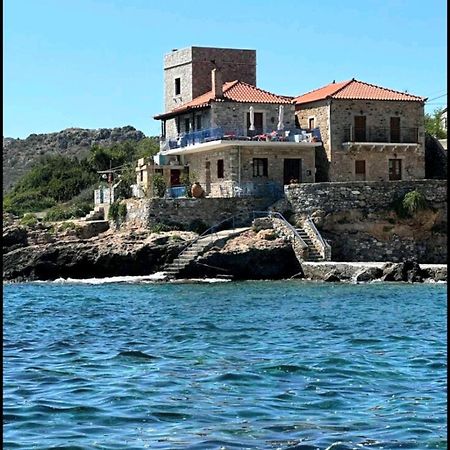 הוילה Trakhila Wheelhouse Trachila Mani מראה חיצוני תמונה